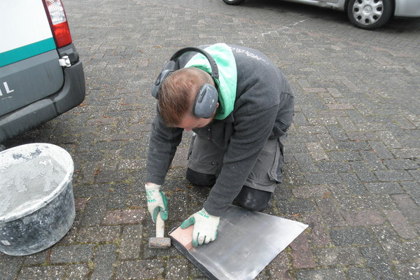 schoorsteen voegen en lood vervangen